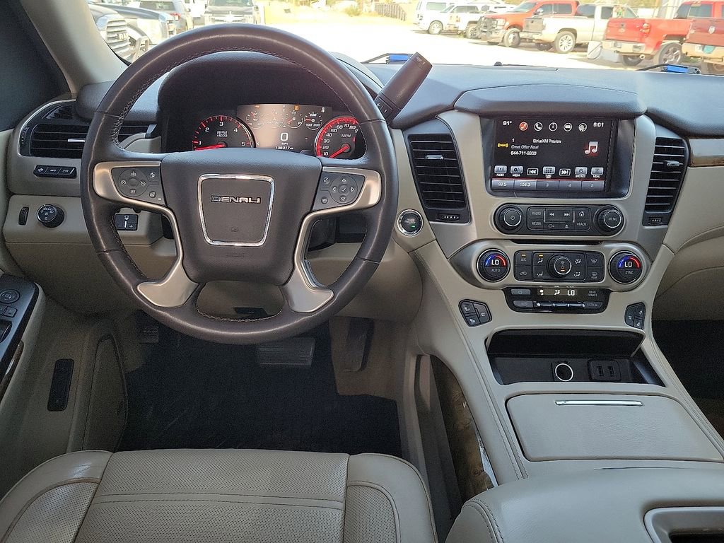 Used 2016 GMC Yukon Denali w/ Open Road Package image 17
