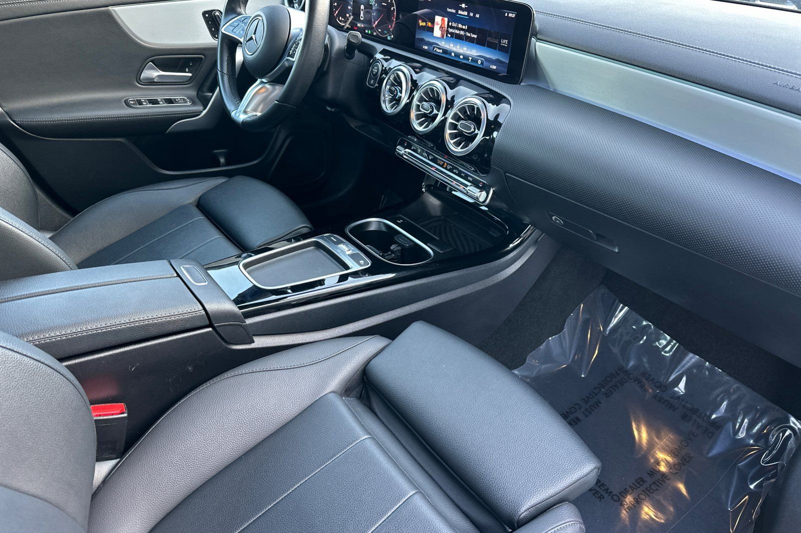 Used 2025 Mercedes-Benz CLA 250 image 19