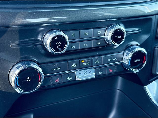 Certified 2022 Ford F150 XLT w/ Equipment Group 302A High image 17