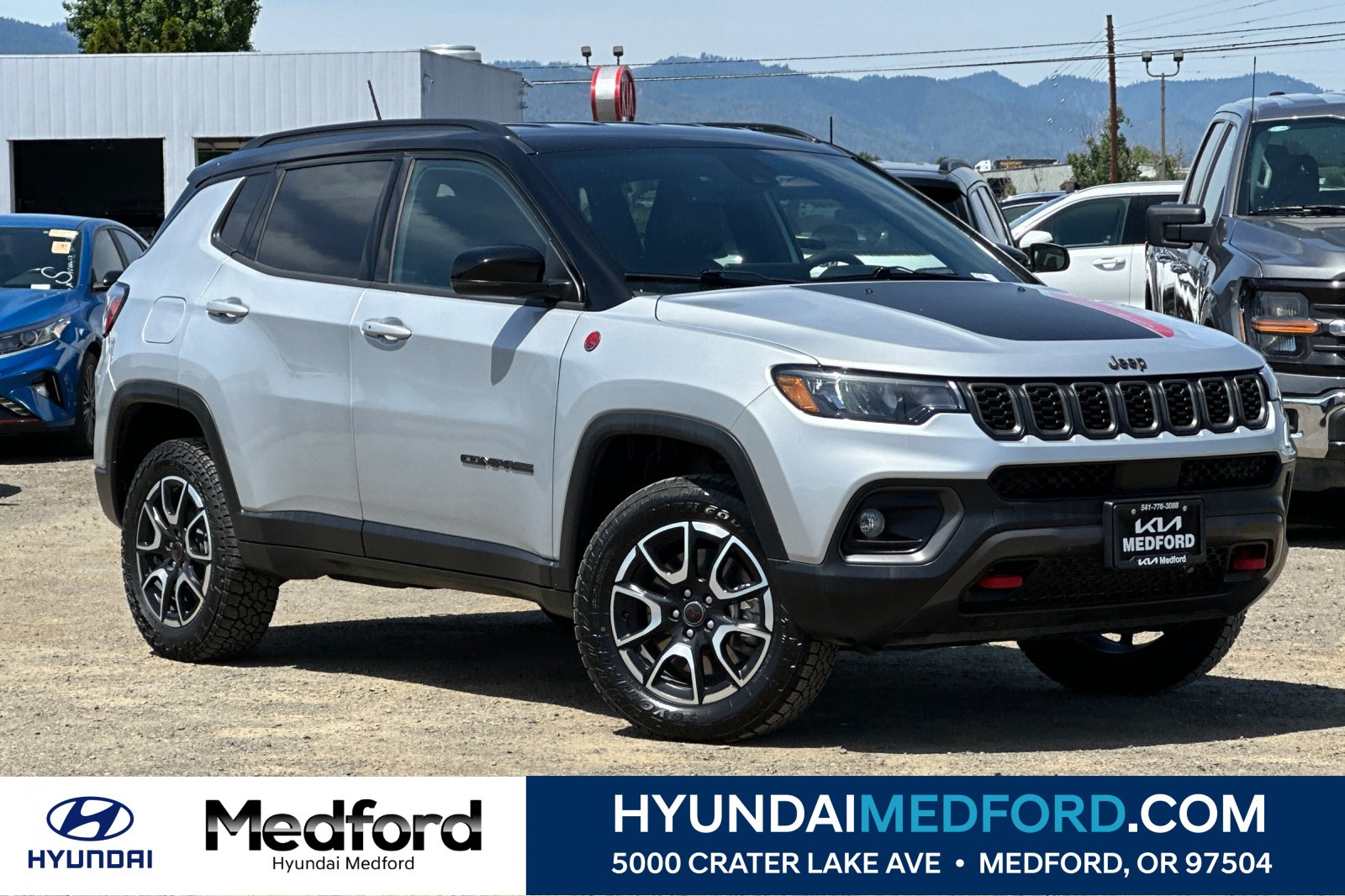Used 2025 Jeep Compass Trailhawk
