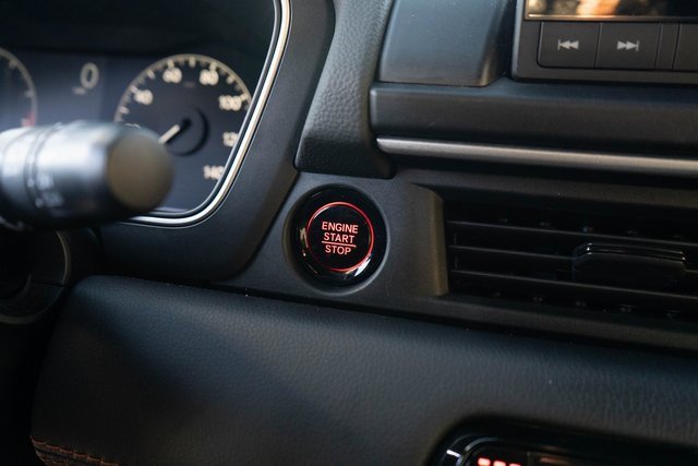 Certified 2024 Honda Pilot Sport image 28