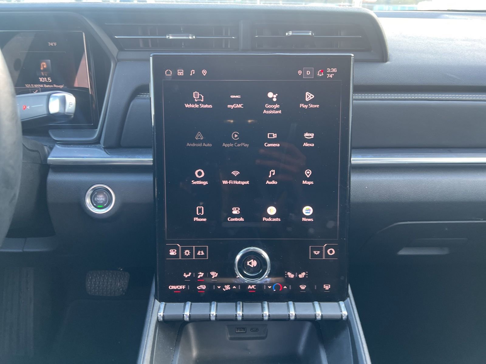 Used 2025 GMC Terrain Elevation image 10