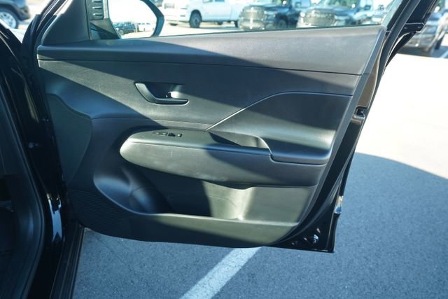 Used 2024 Hyundai Kona SEL image 21