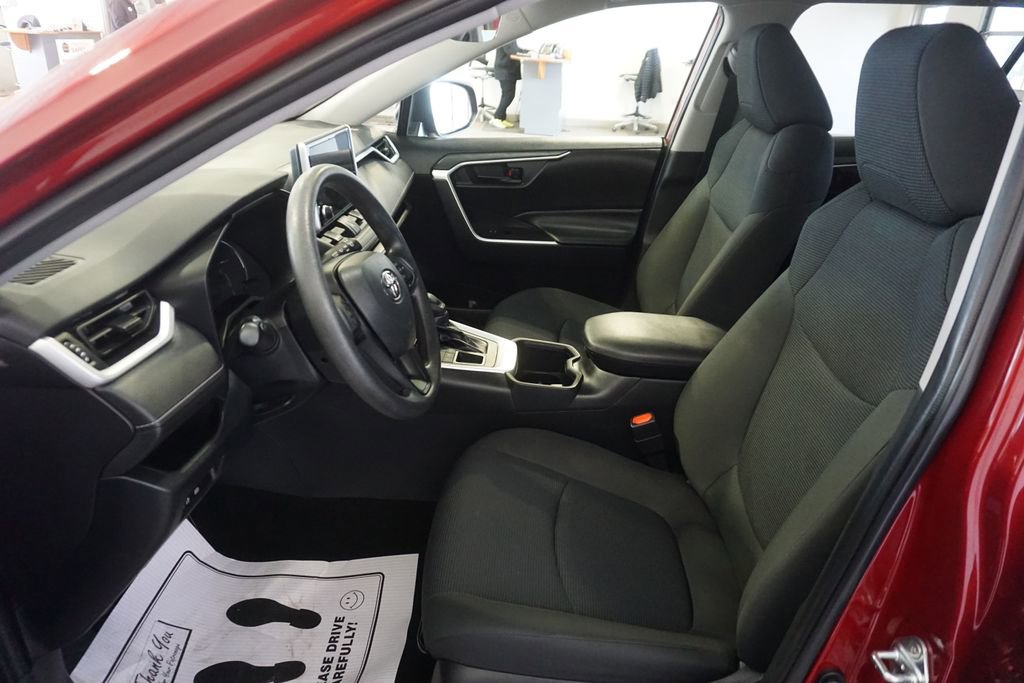 Certified 2023 Toyota RAV4 LE image 17