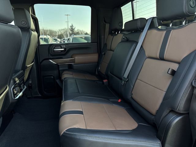 Used 2023 Chevrolet Silverado 3500 High Country image 25