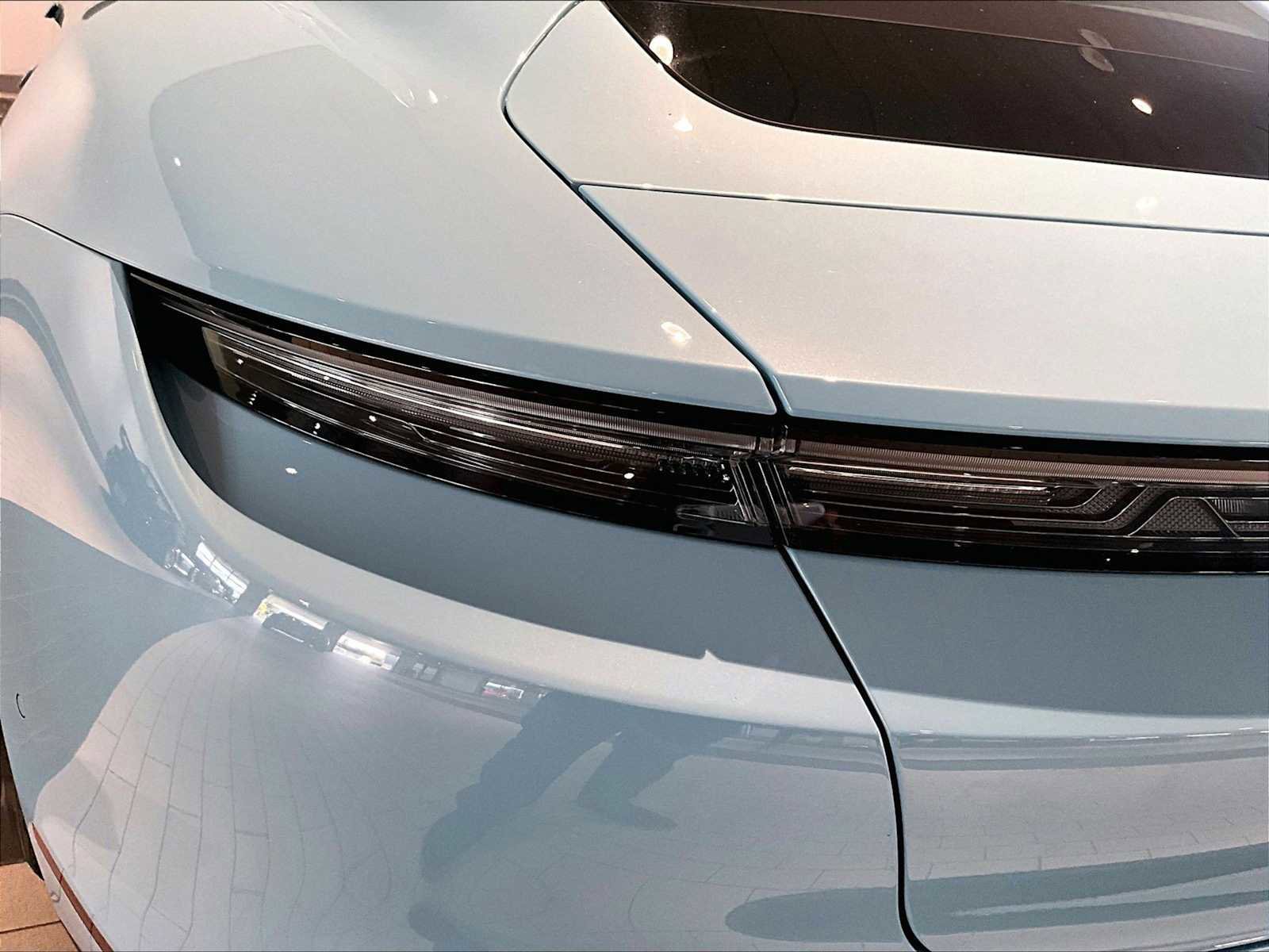 Used 2024 Porsche Taycan Turbo image 34