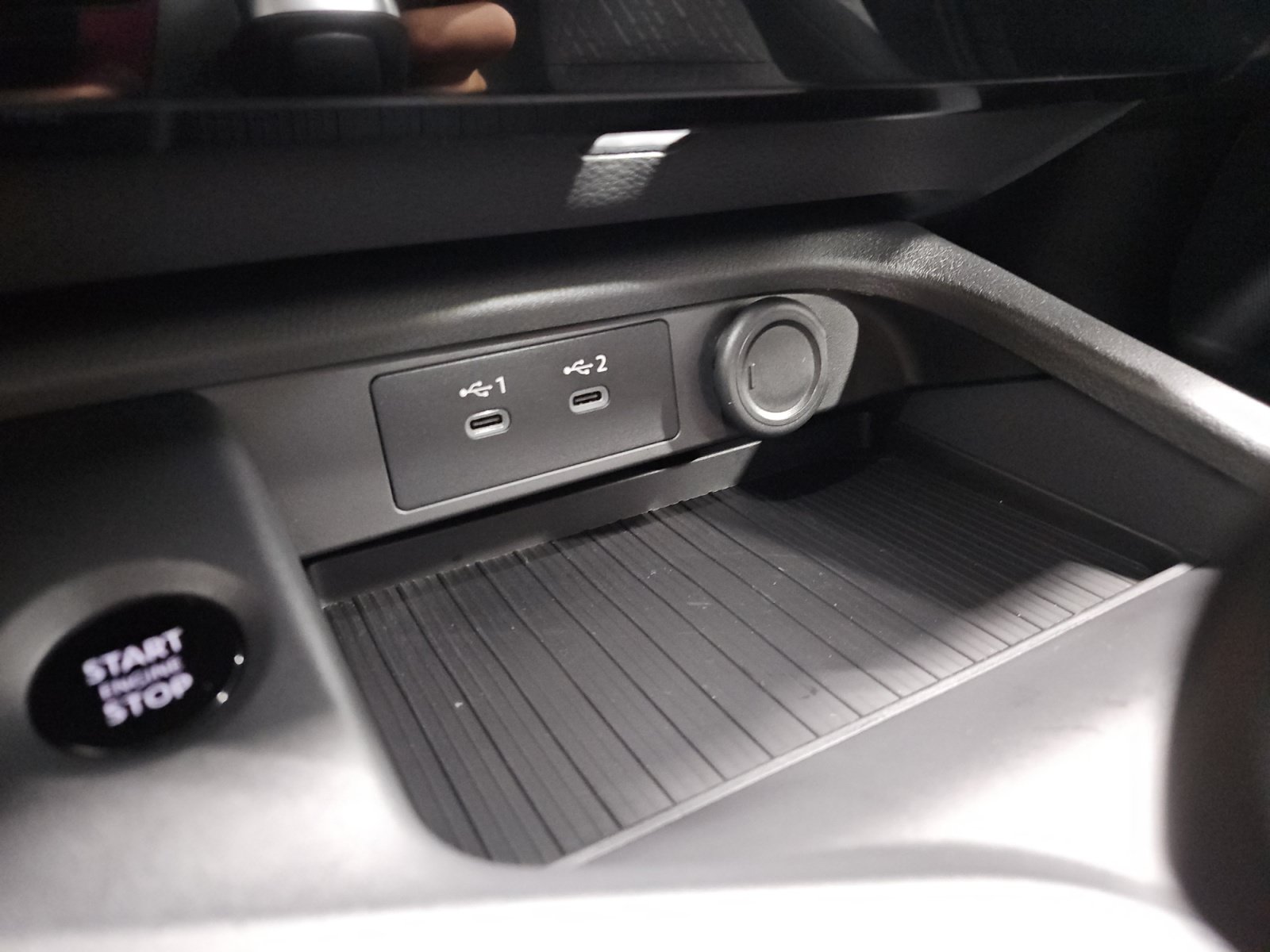 Used 2026 Nissan Sentra SV w/ Floor Mat Package FWD image 20