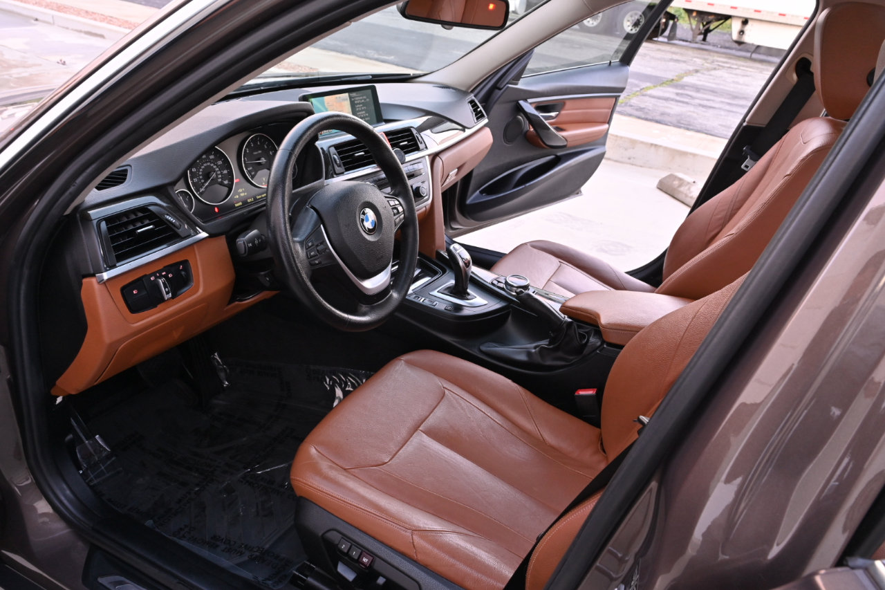 Used 2015 BMW 328i xDrive Wagon image 11