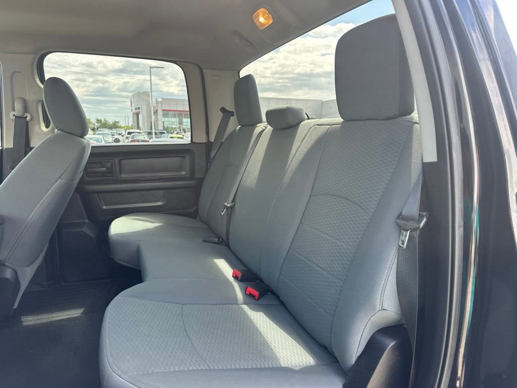 Used 2015 RAM 1500 Express AWD/4WD image 28