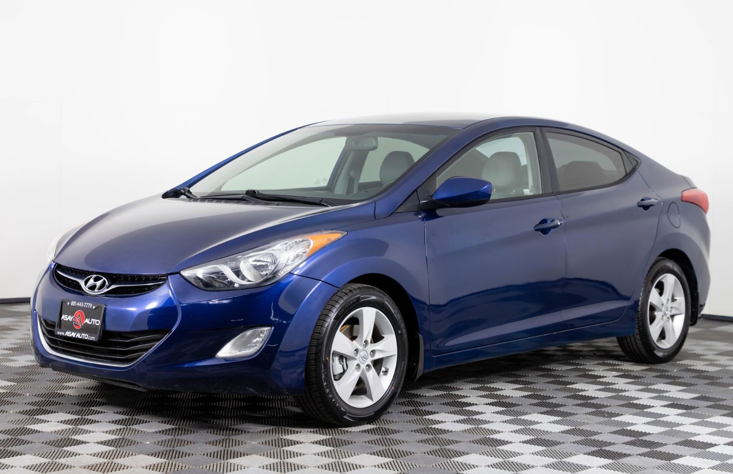 Used 2013 Hyundai Elantra GLS w/ Preferred Pkg FWD image 1