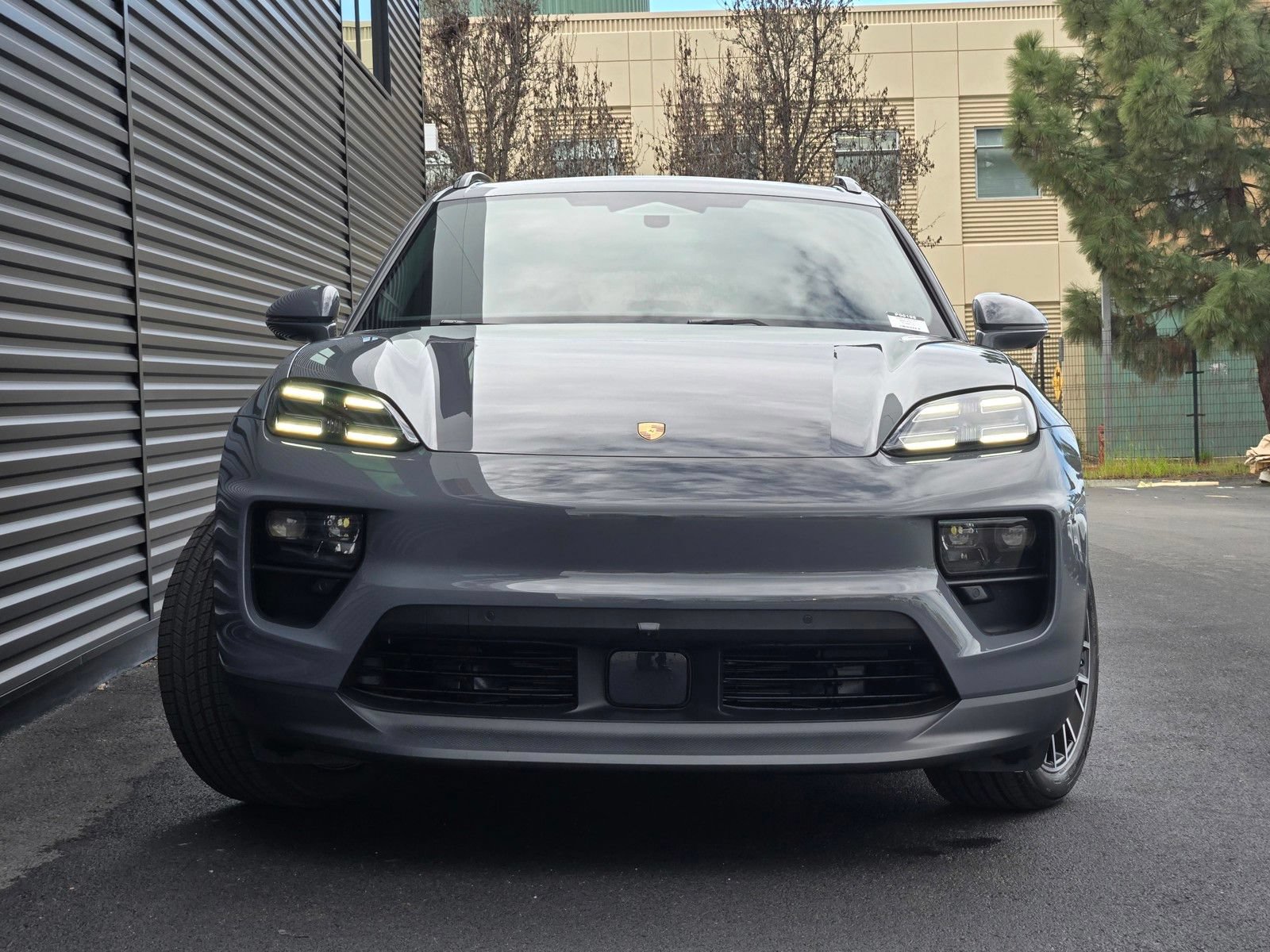 New 2026 Porsche Macan 4 Electric AWD/4WD image 10