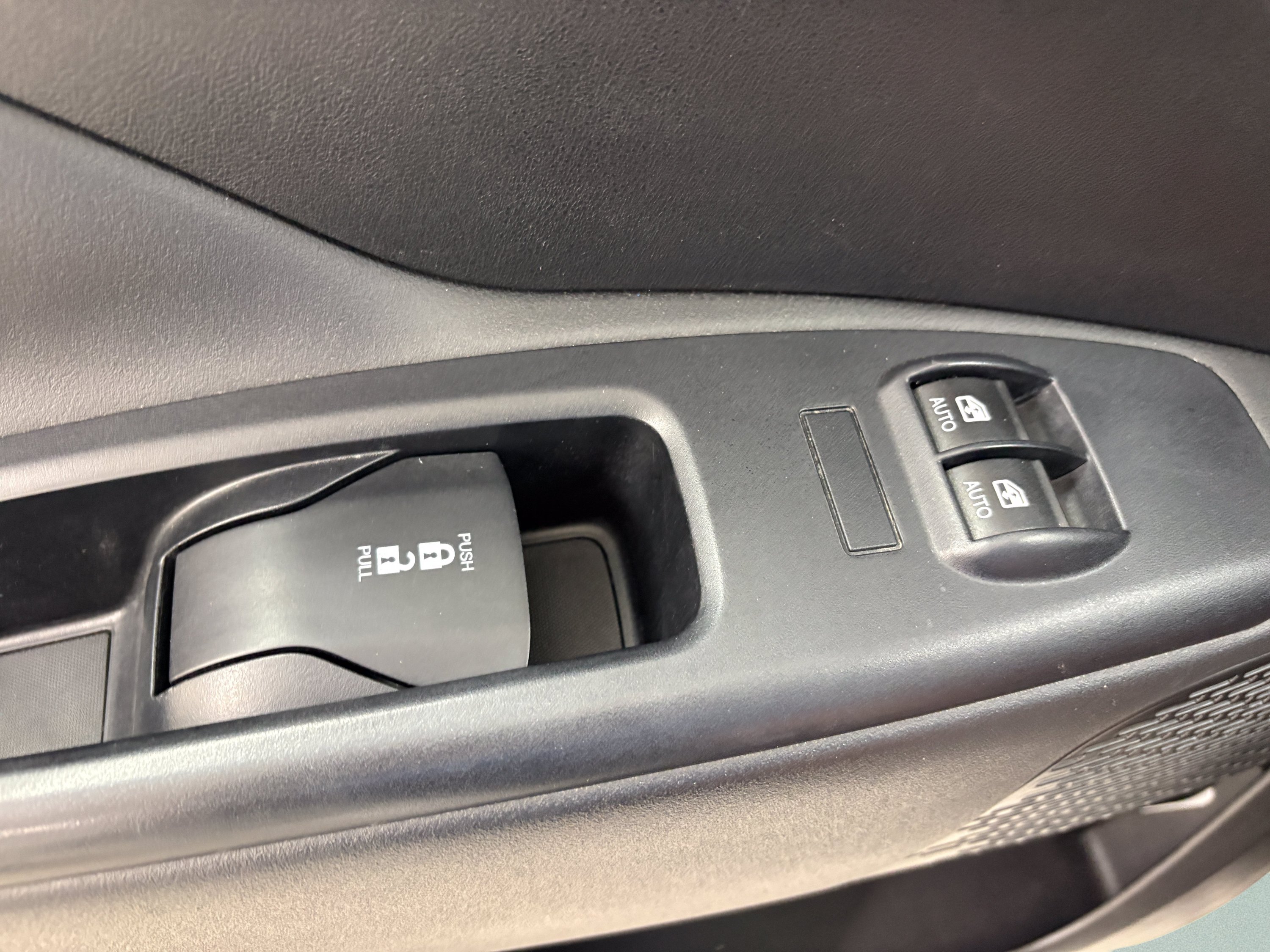 Used 2022 RAM ProMaster City Tradesman FWD image 23