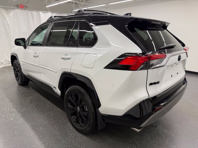 Used 2024 Toyota RAV4 XSE w/ Weather Package AWD/4WD image 4