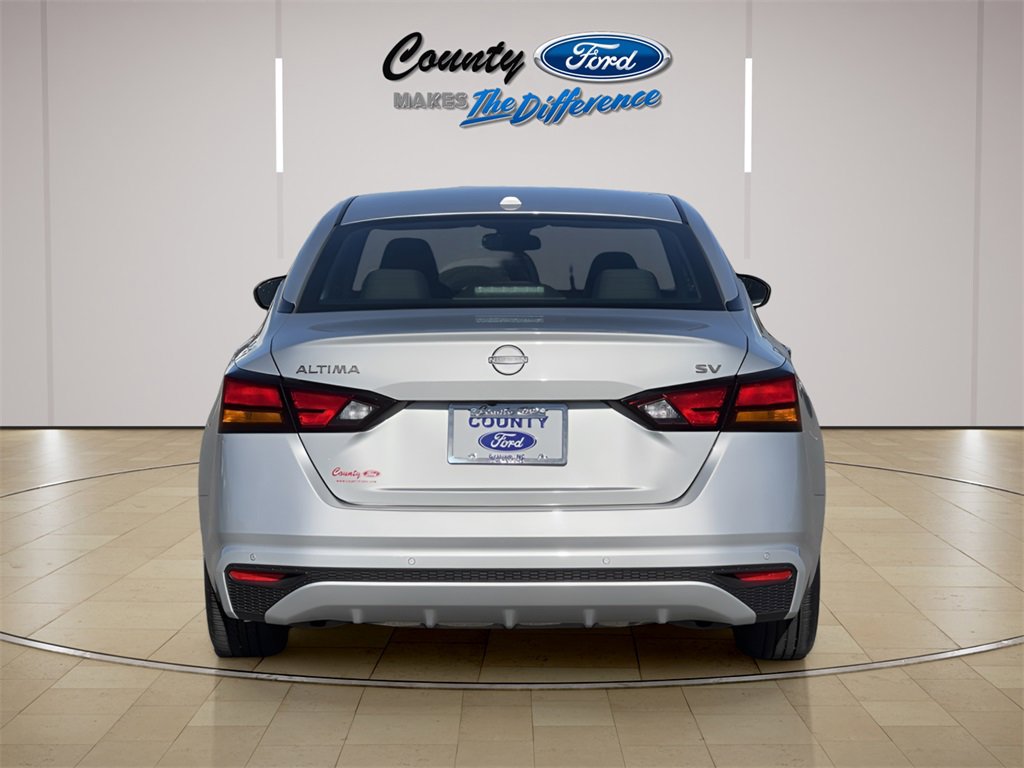 Used 2023 Nissan Altima 2.5 SV image 11