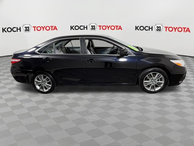 Used 2016 Toyota Camry SE FWD image 9