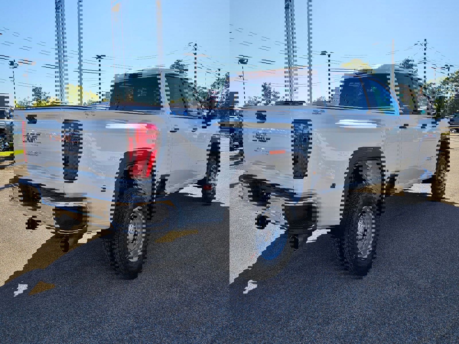 New 2026 GMC Sierra 3500 Pro w/ 1SA Pro Safety Plus Package image 6