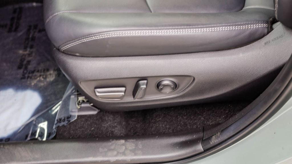 Used 2023 Toyota RAV4 XLE Premium AWD/4WD image 26