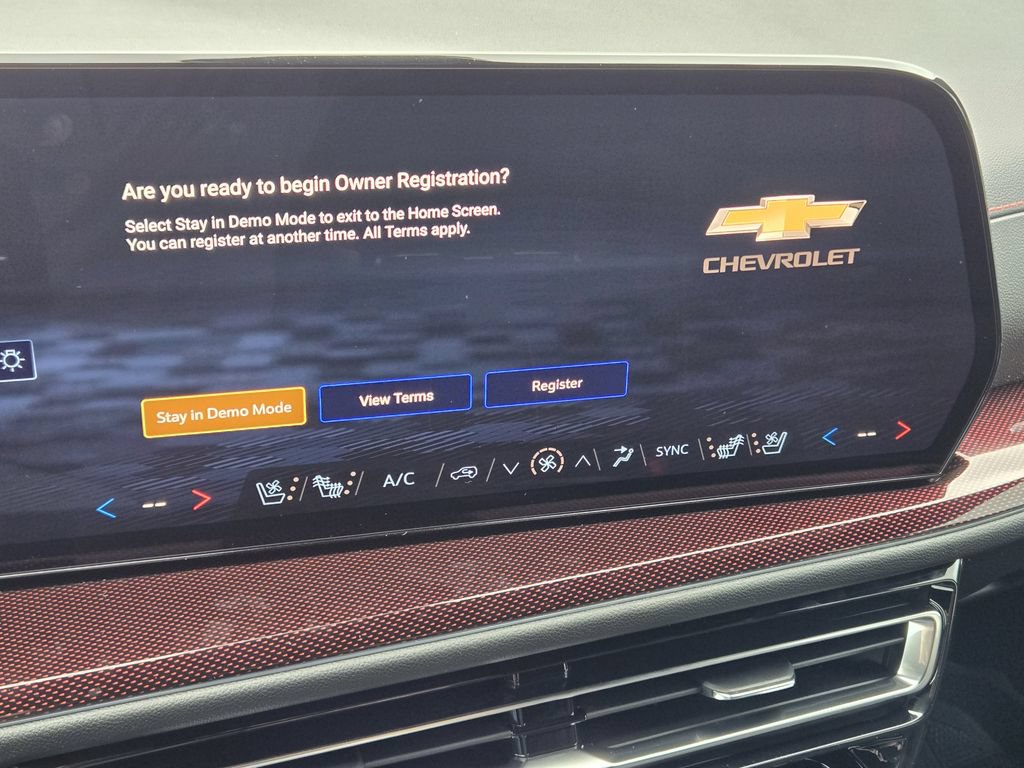 New 2026 Chevrolet Traverse RS w/ LPO, Floor Liner Package FWD image 13