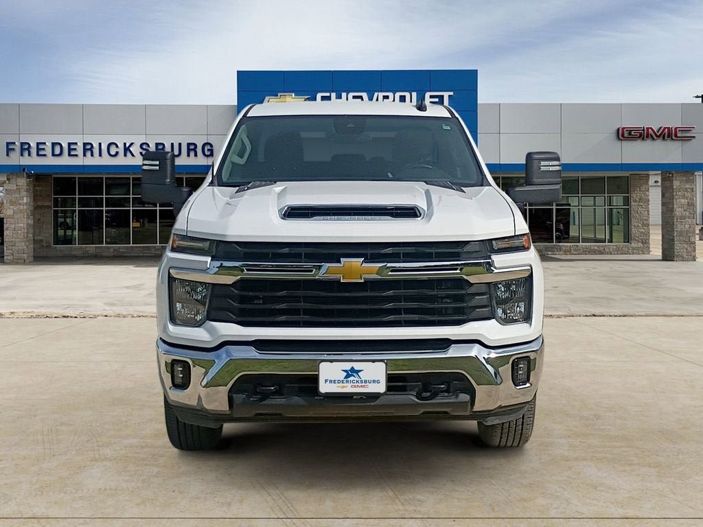 Used 2025 Chevrolet Silverado 2500 LT w/ Convenience Package AWD/4WD image 8
