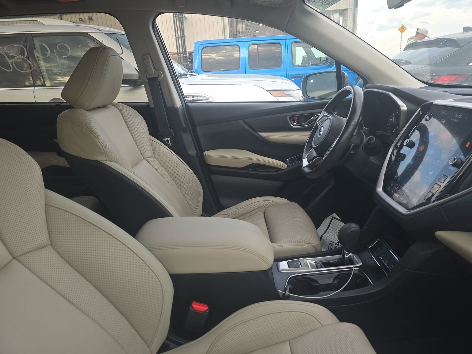 Used 2023 Subaru Ascent Limited image 11