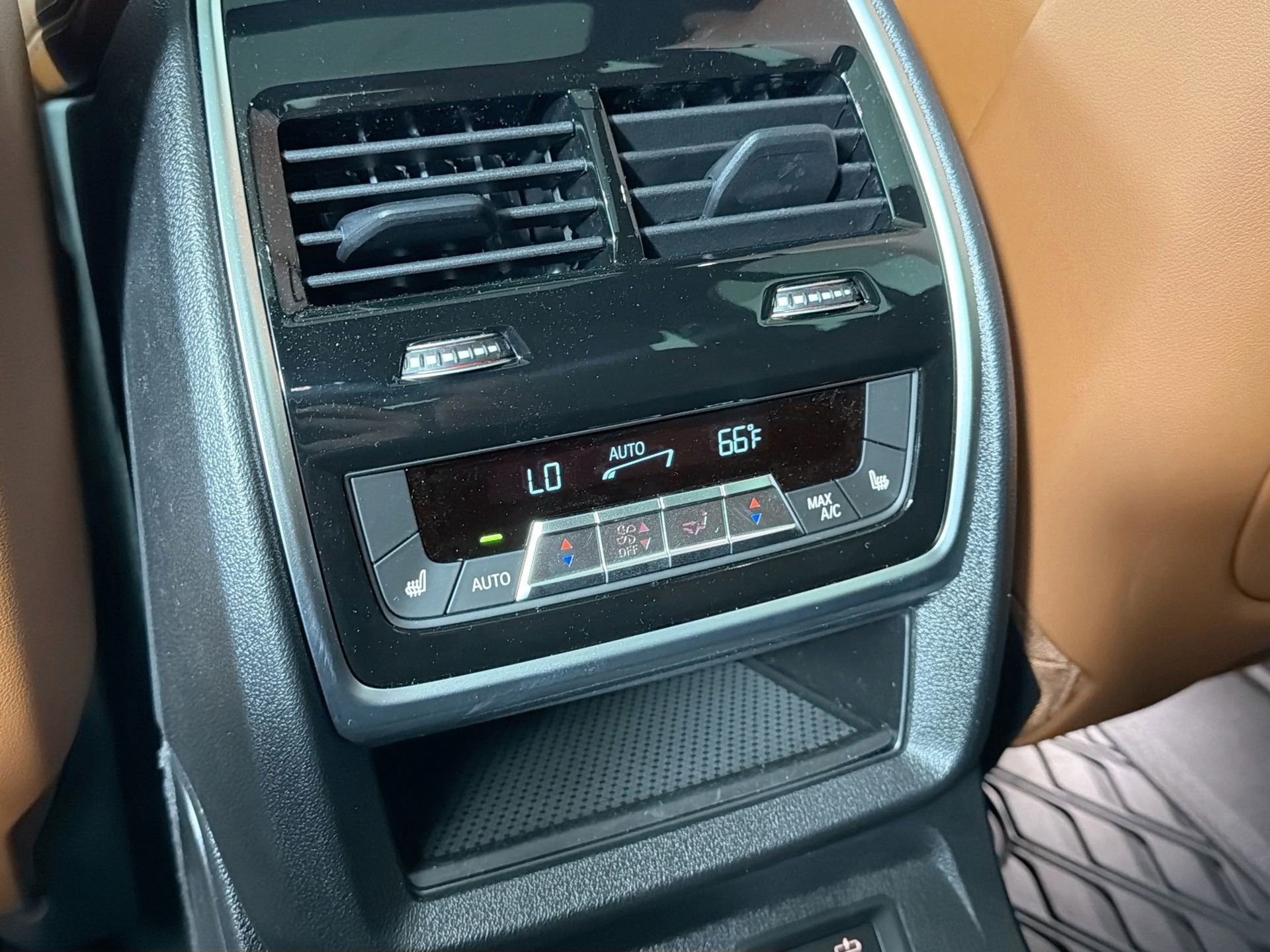 Certified 2026 BMW X7 M60i image 27