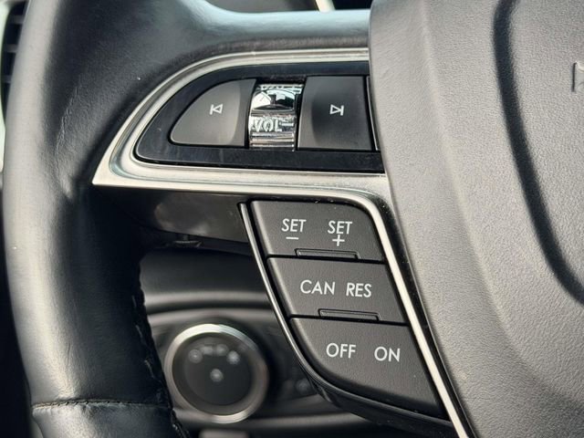 Used 2020 Lincoln Nautilus Reserve AWD/4WD image 24