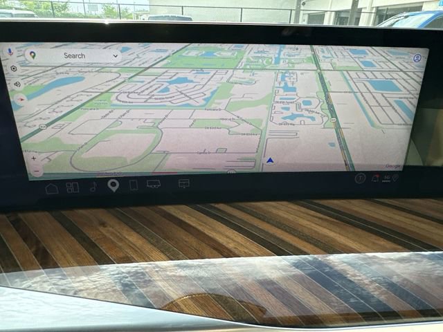 Certified 2025 Cadillac Escalade Premium Luxury Platinum image 26