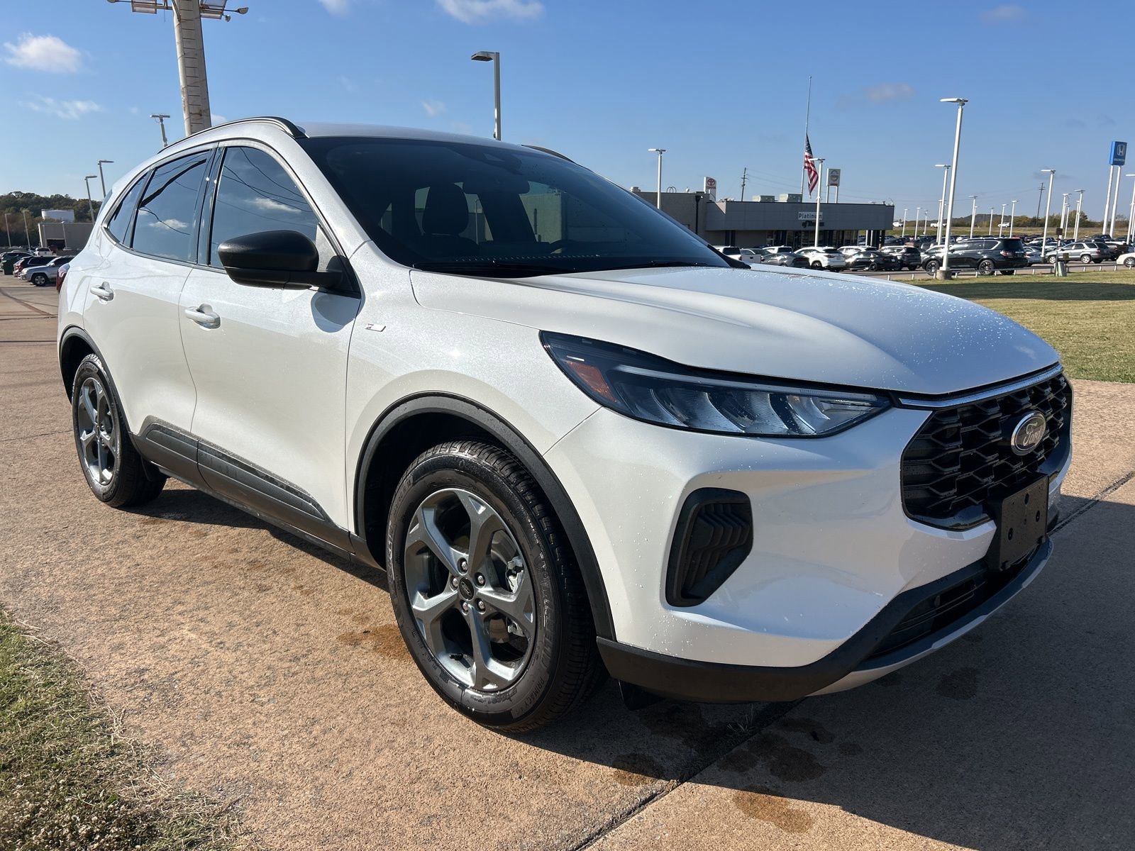 Used 2025 Ford Escape ST-Line w/ Tech Pack #1