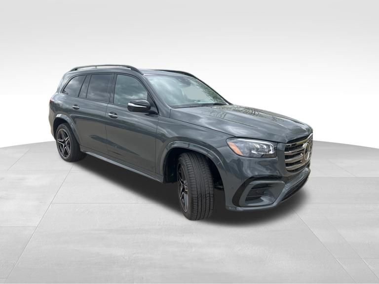 New 2026 Mercedes-Benz GLS 450 4MATIC image 1