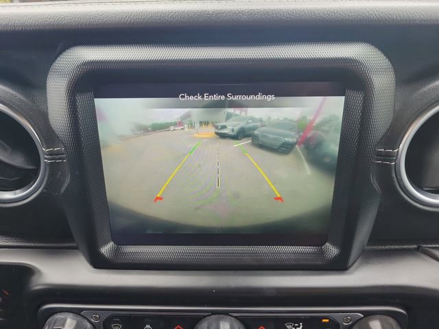 Used 2021 Jeep Wrangler Unlimited Sahara w/ Cold Weather Group image 28