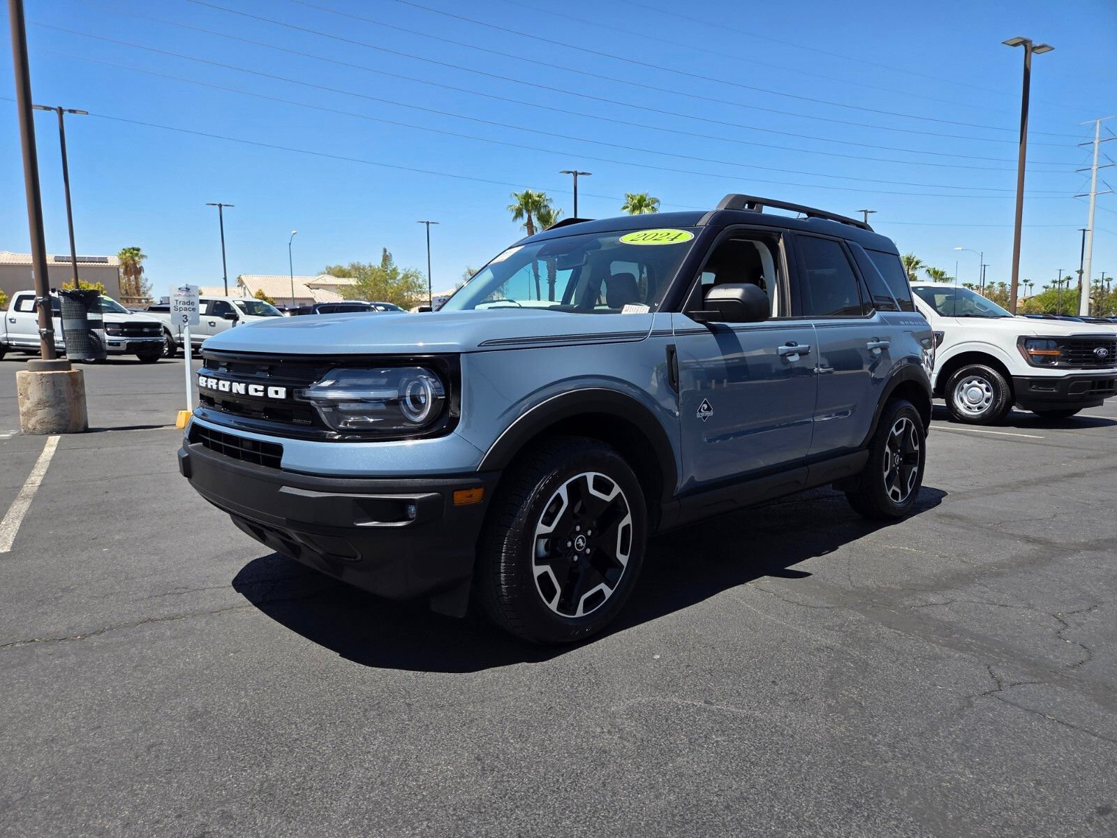 Certified 2024 Ford Bronco Sport Outer Banks w/ Topo Graphic Package AWD/4WD video 2