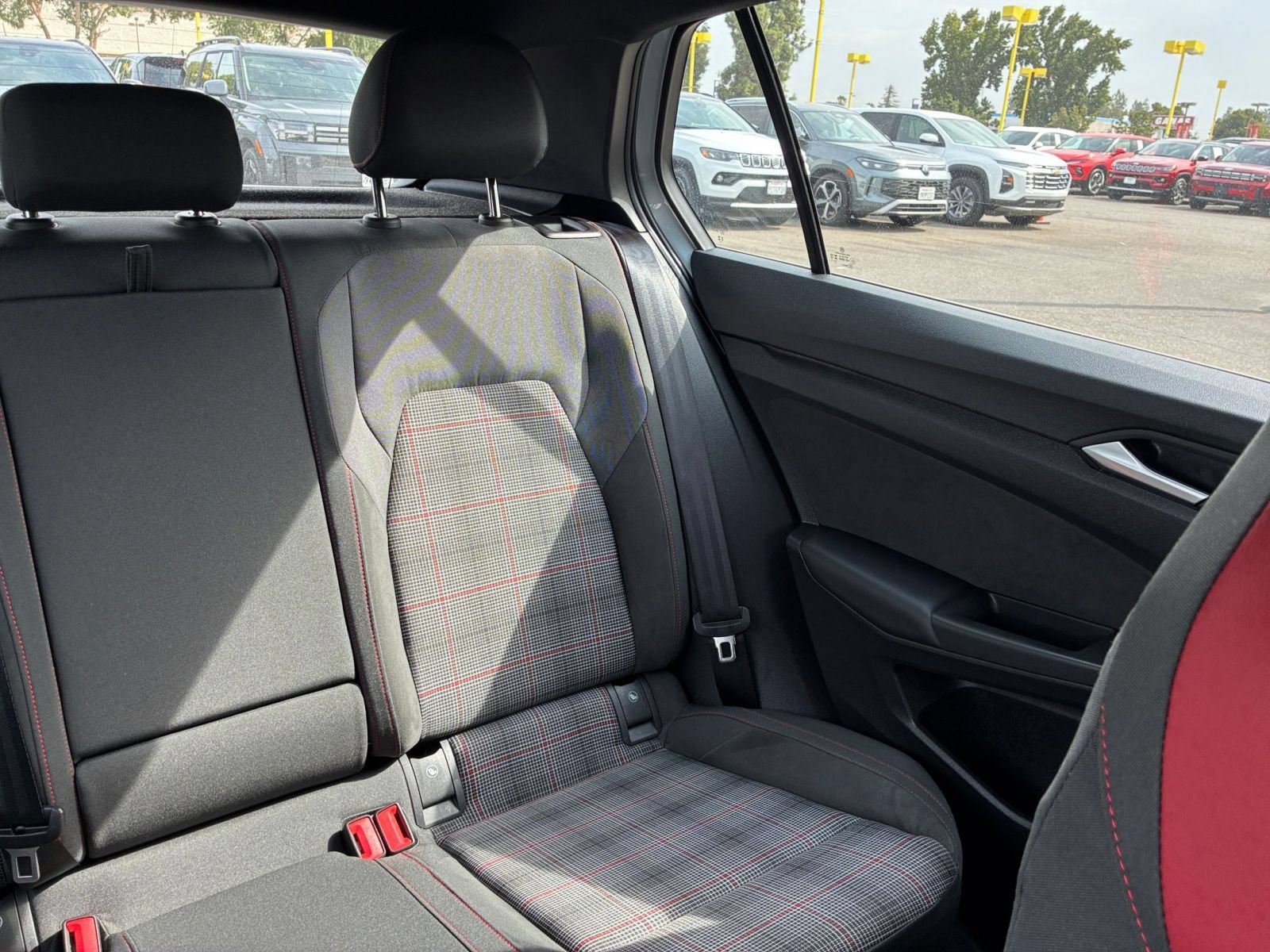 Used 2026 Volkswagen Golf S FWD image 33
