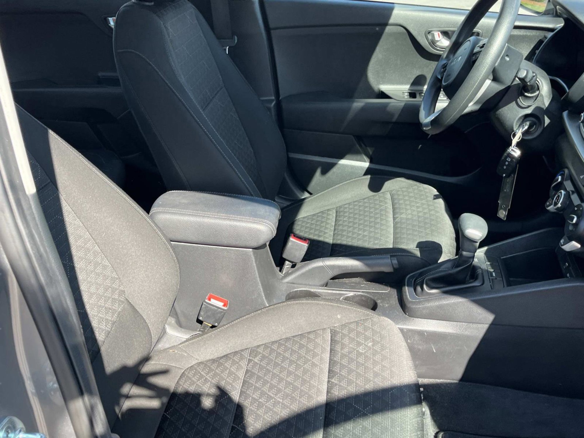 Used 2022 Kia Rio S image 19