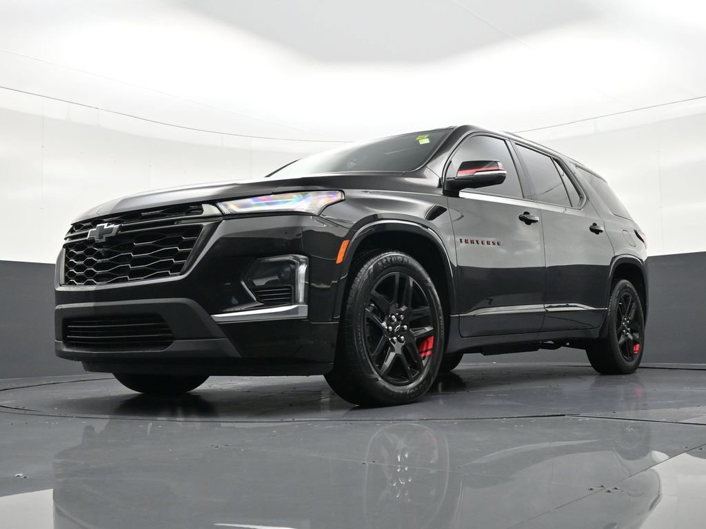 Used 2023 Chevrolet Traverse Premier w/ Redline Edition image 24