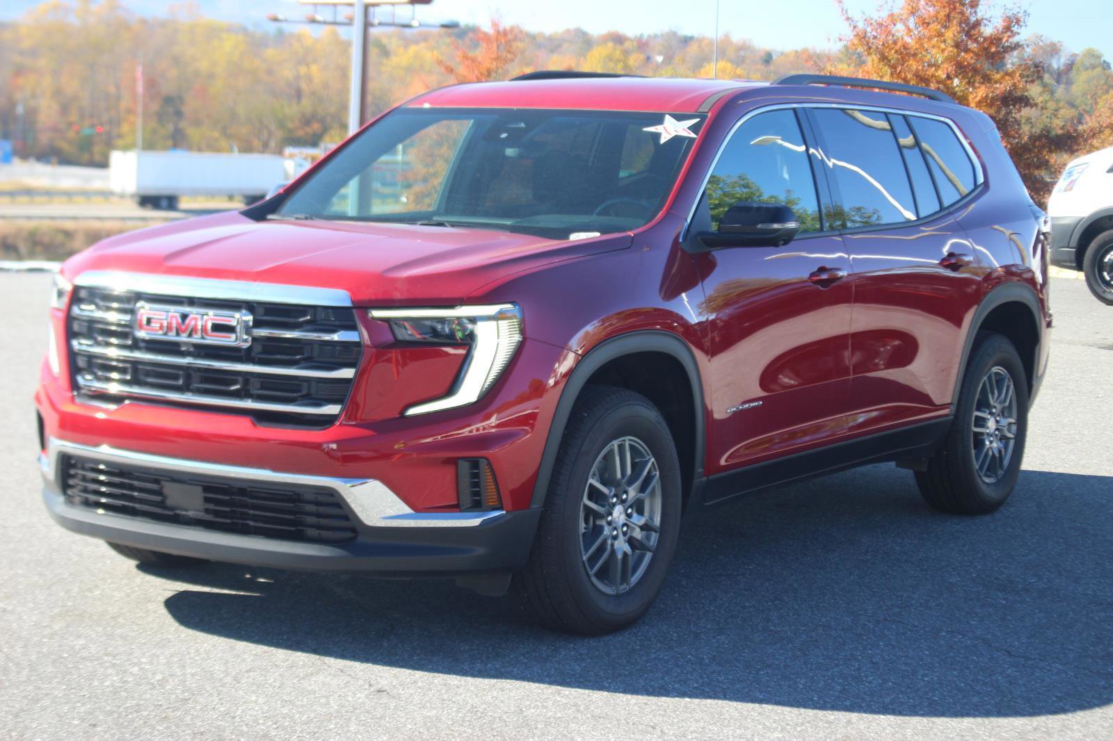 New 2025 GMC Acadia Elevation image 3