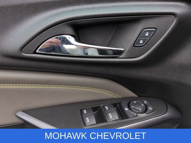 Certified 2025 Chevrolet Trax ACTIV w/ Sunroof Package FWD image 23
