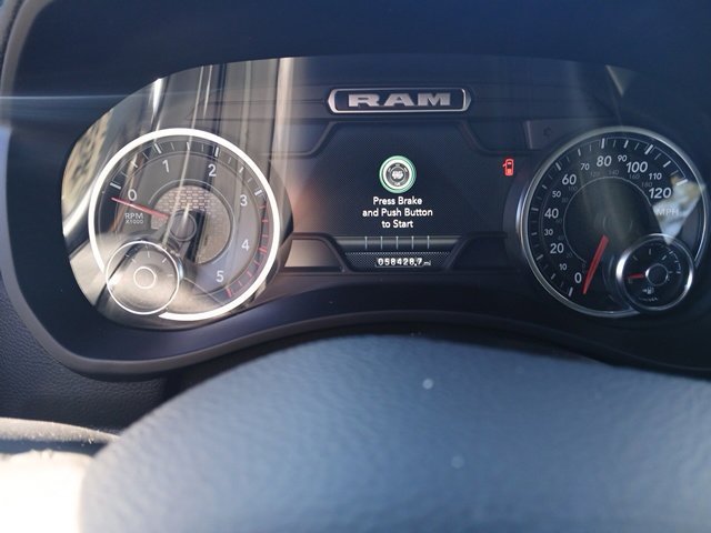 Used 2023 RAM 2500 Laramie AWD/4WD image 4