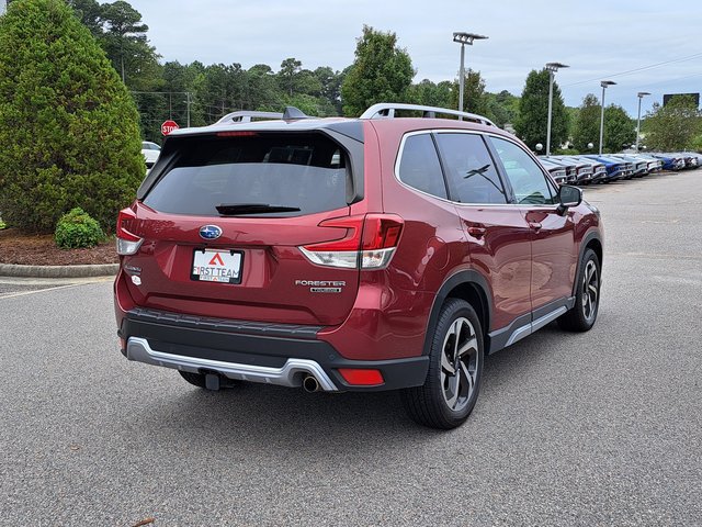 Used 2024 Subaru Forester Touring AWD/4WD image 5