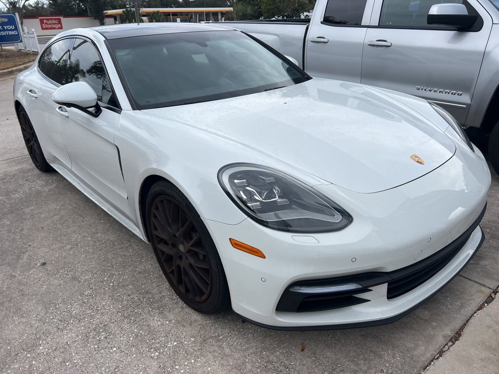 Used 2018 Porsche Panamera 4S image 2