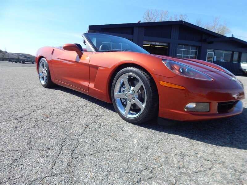 Used 2005 Chevrolet Corvette Convertible w/ Preferred Equipment Group RWD image 6
