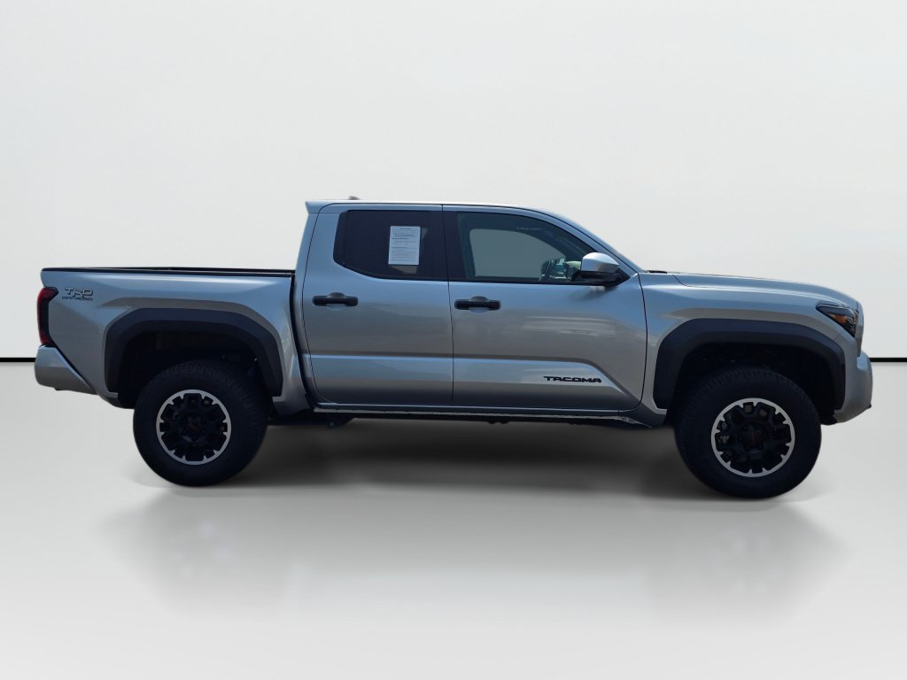 Used 2024 Toyota Tacoma TRD Off-Road AWD/4WD image 6