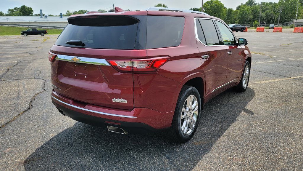 Used 2021 Chevrolet Traverse High Country AWD/4WD image 12