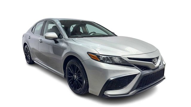 Used 2022 Toyota Camry SE image 6