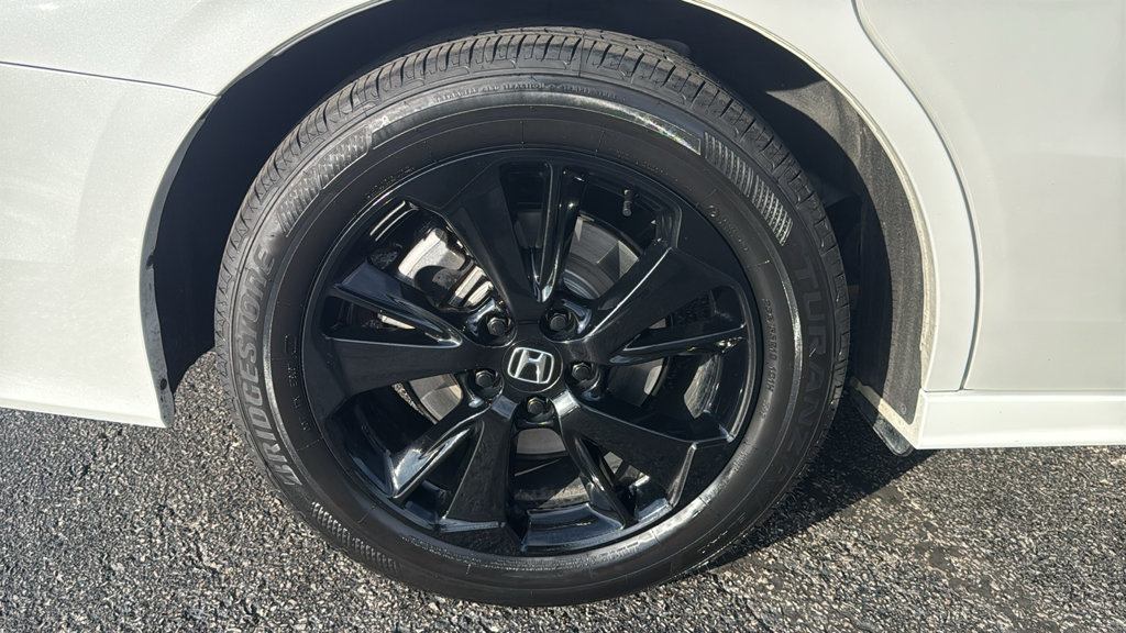 Used 2023 Honda Odyssey Sport image 8