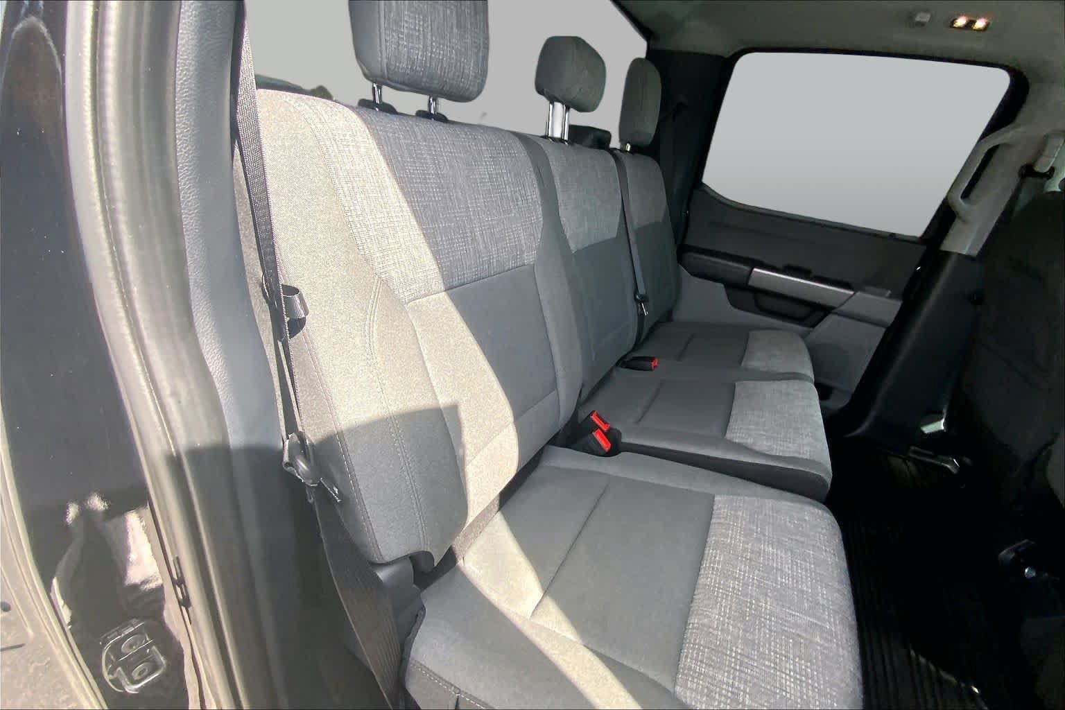 Used 2025 Ford F250 XLT w/ 360-Degree Camera Package AWD/4WD image 20