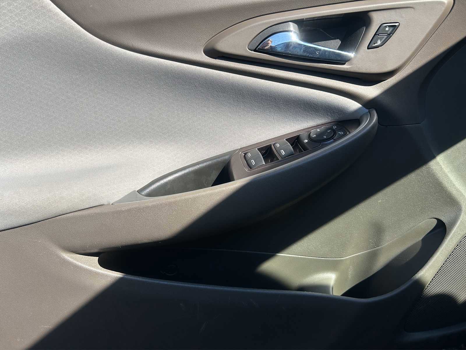 Used 2024 Chevrolet Malibu LT image 10
