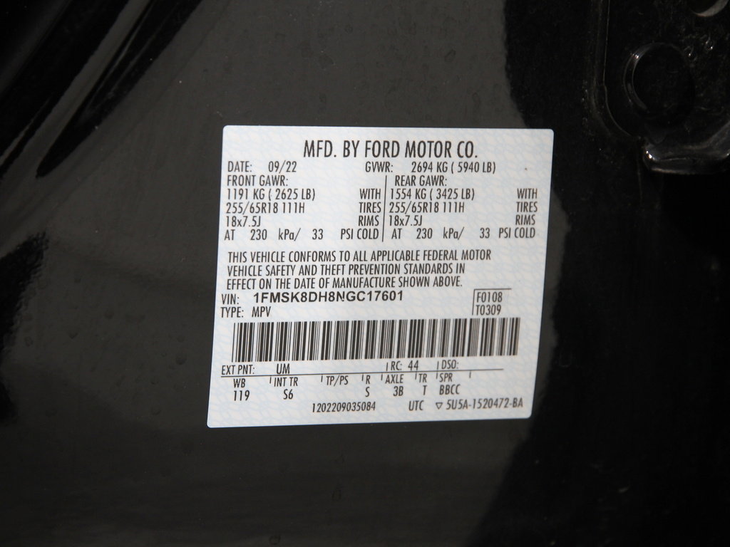 Certified 2022 Ford Explorer XLT w/ Equipment Group 202A image 24