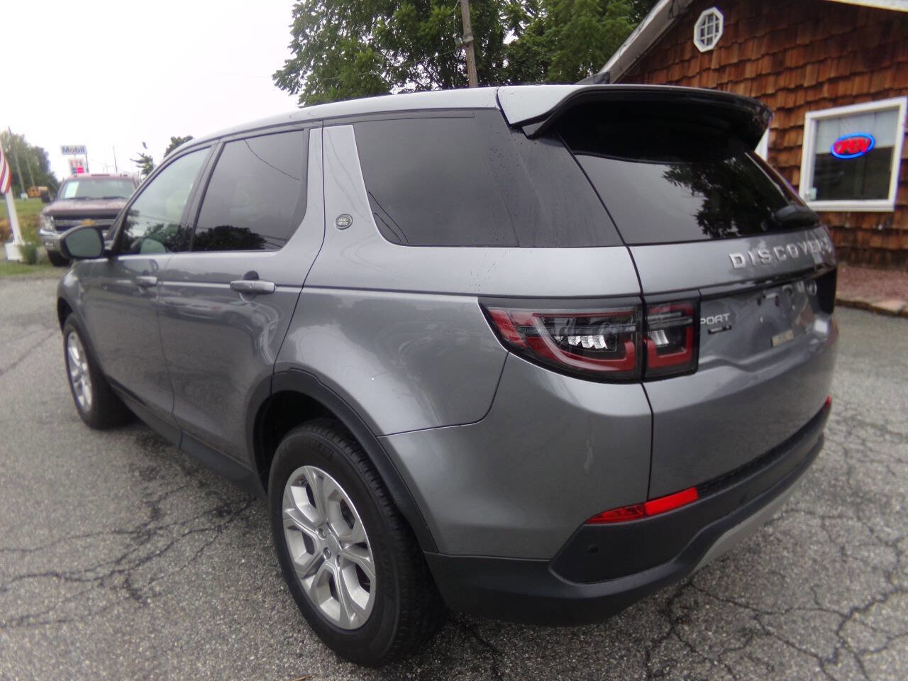 Used 2020 Land Rover Discovery Sport S image 11