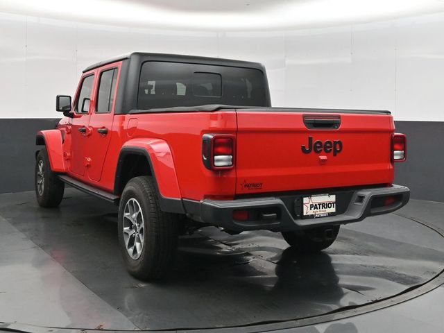 Used 2024 Jeep Gladiator Sport AWD/4WD image 12
