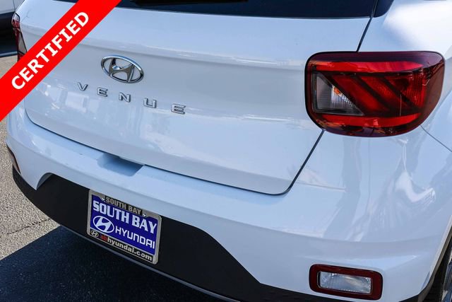 Certified 2023 Hyundai Venue SEL image 7